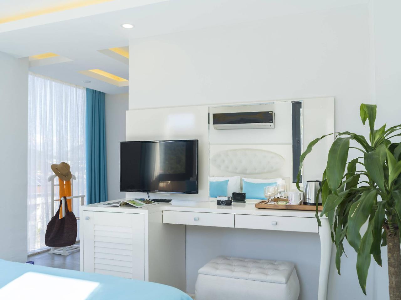 Monastery Suites Hotel (Adults Only) Oludeniz Ngoại thất bức ảnh